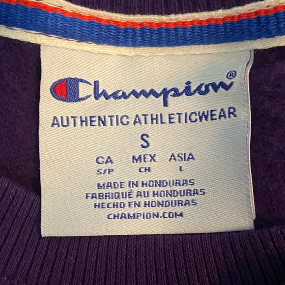 Champion - Women's Star Logo Powerblend Crewneck Sweatshirt (NWT) - Picture 3 of 4